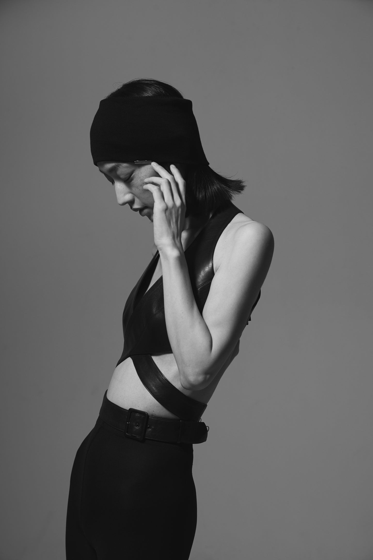 DANA.HB - BLACK