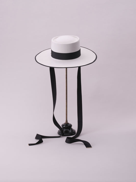 Amish Hat