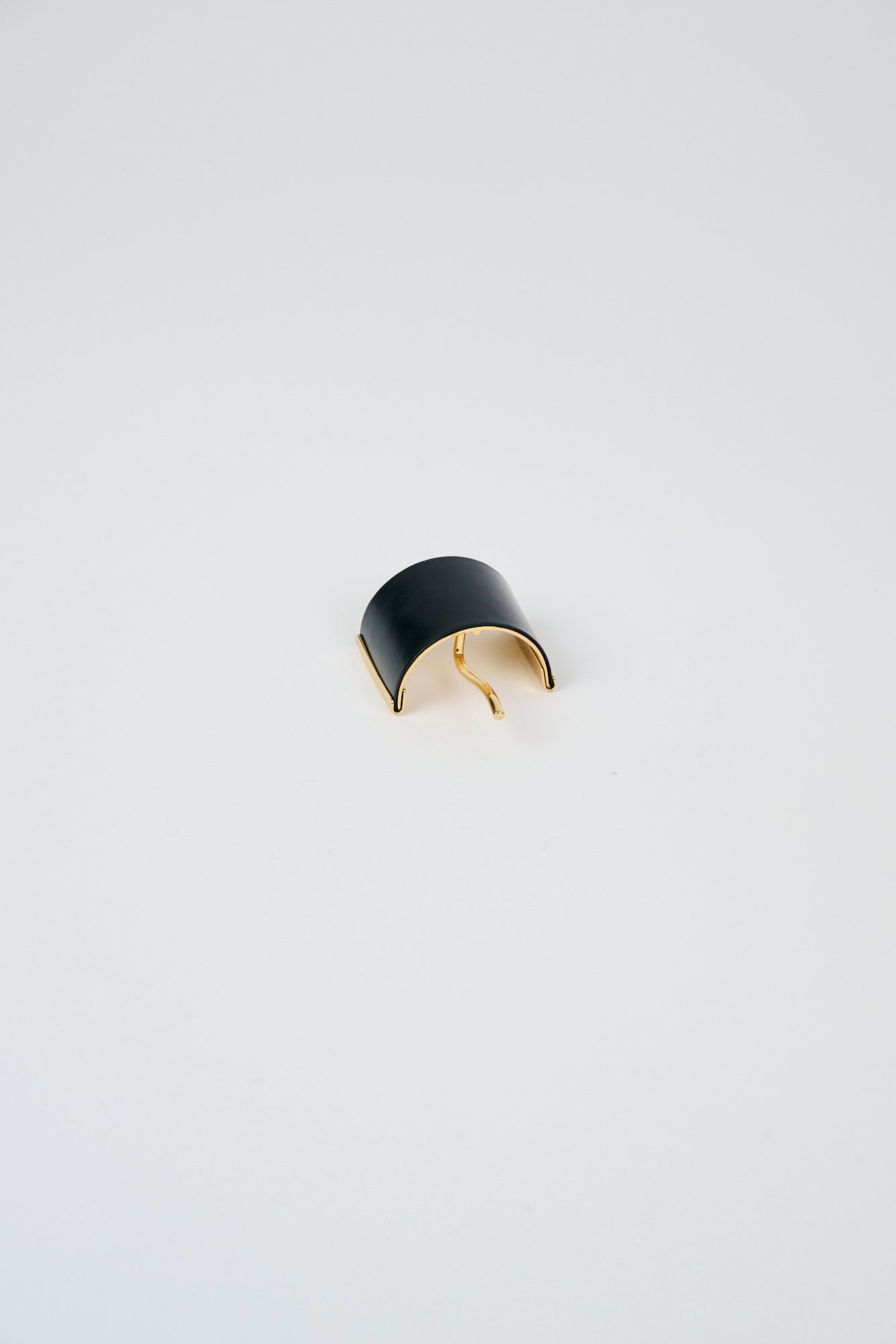 NORA PONY - BLACK (GOLD)