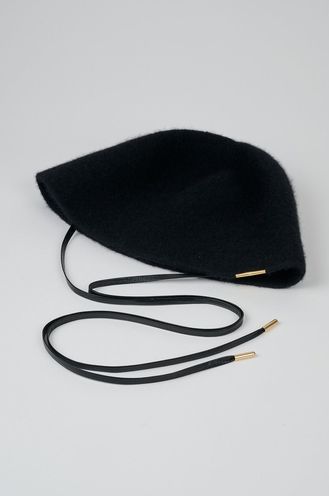 BARA HAT - BLACK