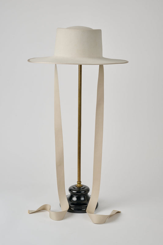 AMISH HAT - IVORY