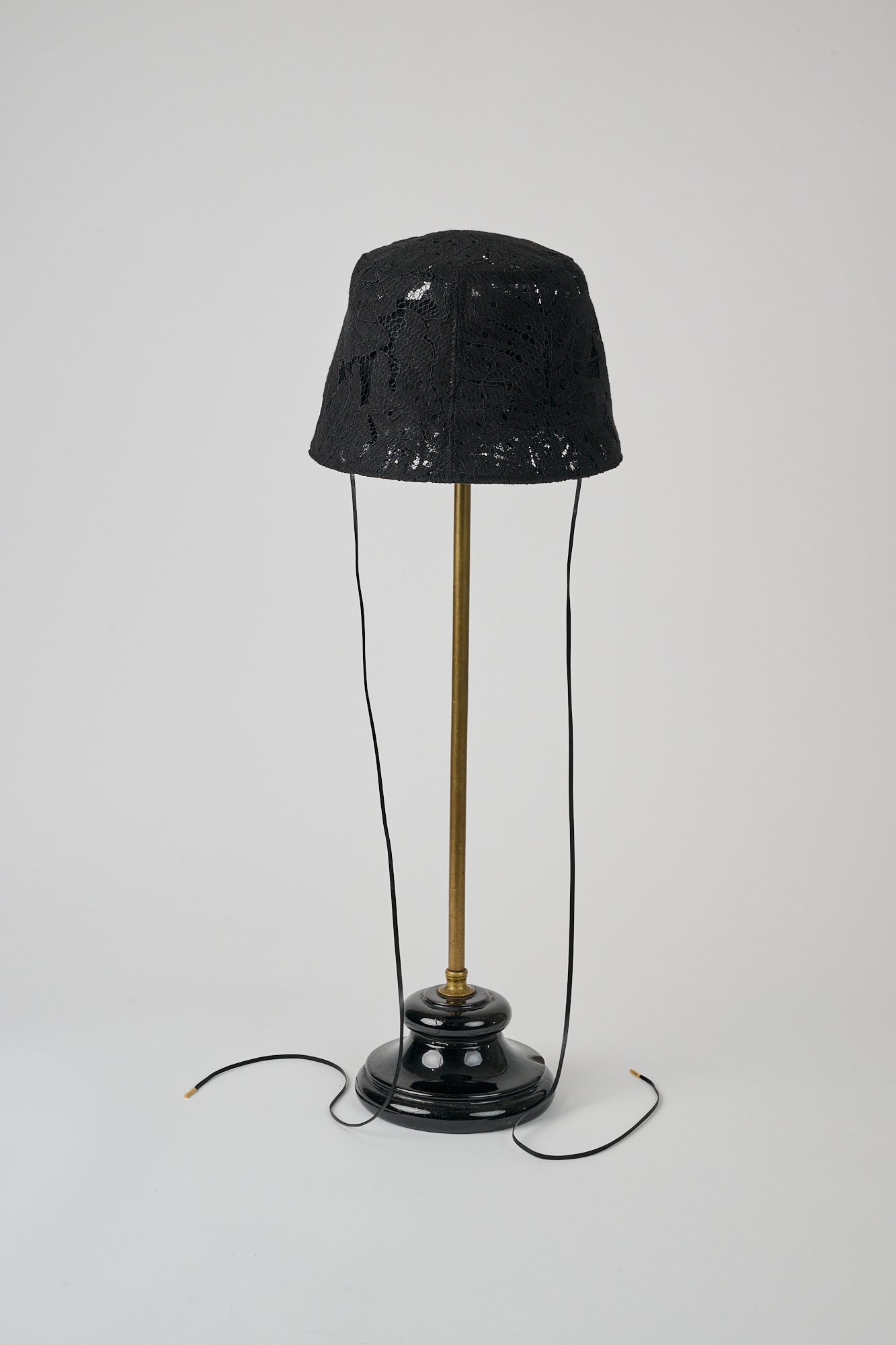 COLLET HAT.D - BLACK